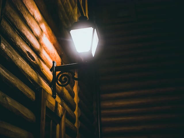 Un lampadaire extérieur